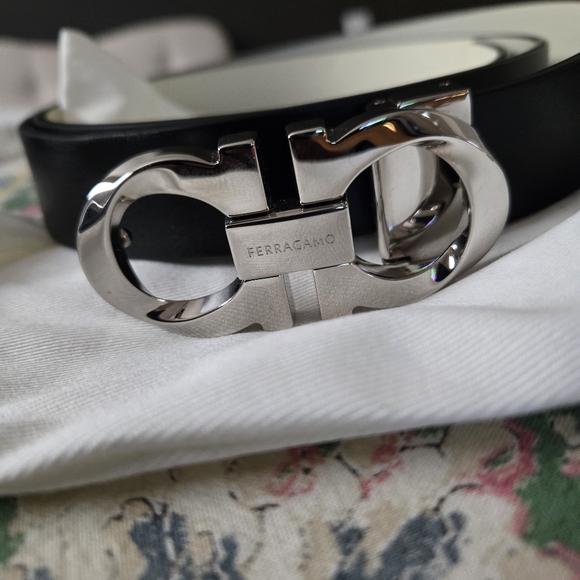 Ferragamo Belt Reversible Blk/Wht - Picture 1 of 5